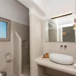 Villa Rocabella Just 100m From Glyfada