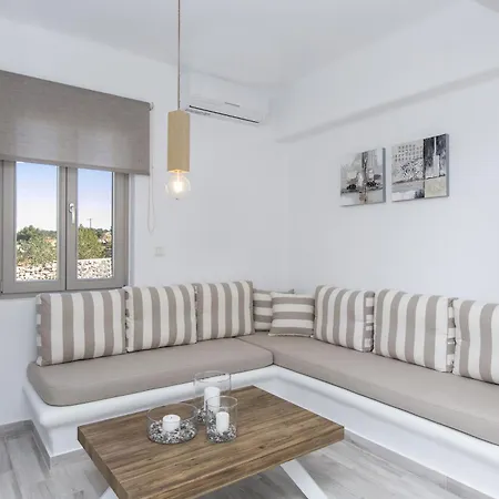 Villa Rocabella Just 100M From Glyfada Beach Kastrákion