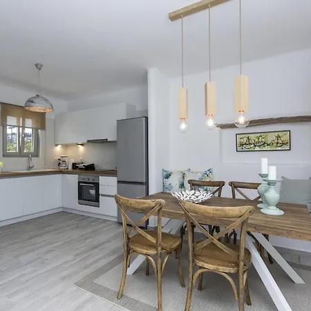 Villa Rocabella Just 100M From Glyfada Beach