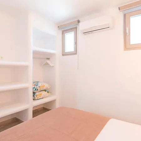 Villa Rocabella Just 100M From Glyfada Beach Villa Kastrákion