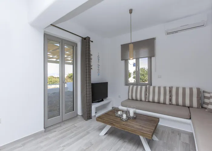 Villa Rocabella Just 100M From Glyfada Beach