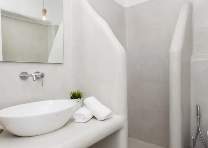 Villa Rocabella Just 100M From Glyfada Beach *